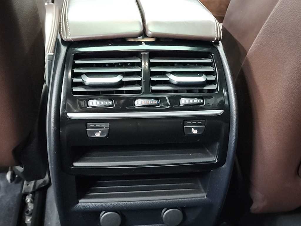 BMW 5시리즈 5시리즈 (G30) 530i xDrive 럭셔리 플러스 이미지 13