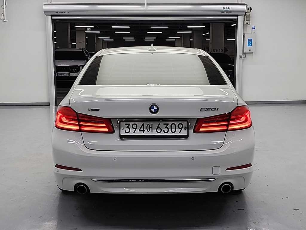 BMW 5시리즈 5시리즈 (G30) 530i xDrive 럭셔리 플러스 이미지 3