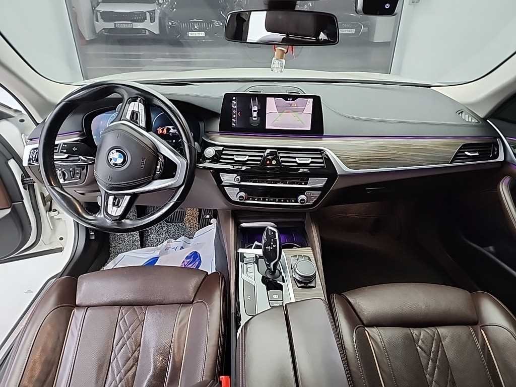 BMW 5시리즈 5시리즈 (G30) 530i xDrive 럭셔리 플러스 이미지 7