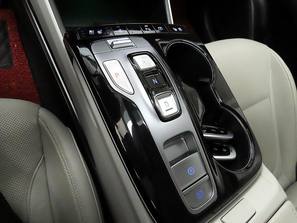 현대 투싼 투싼 하이브리드(NX4) 2WD 인스퍼레이션 이미지 10