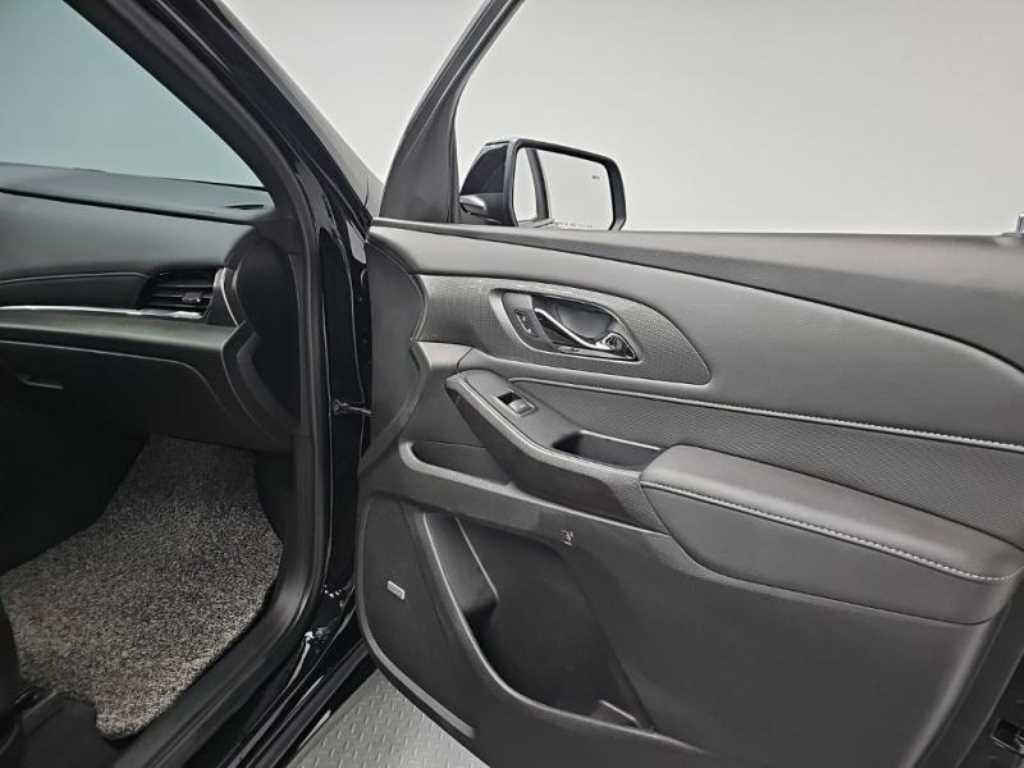 쉐보레 트래버스 3.6 AWD 레드라인 이미지 16