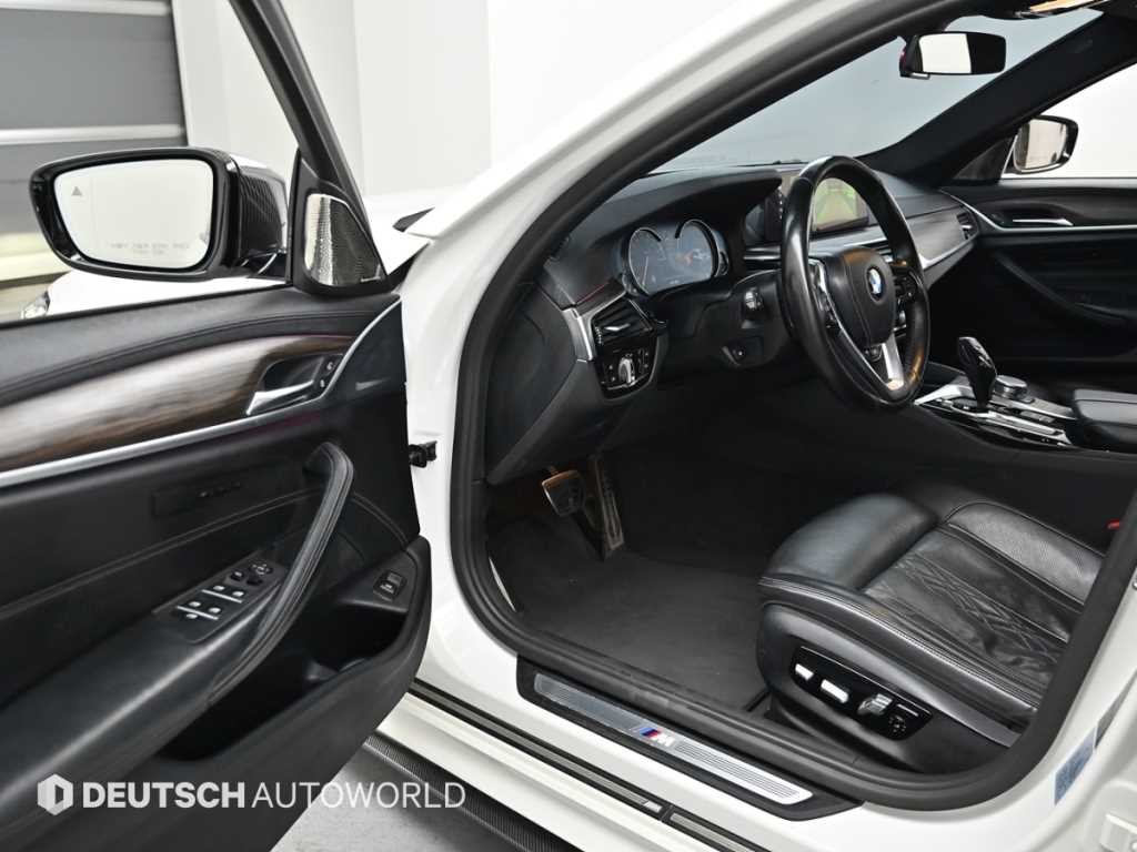 BMW 5시리즈 5시리즈 (G30) 530i M 스포츠 플러스 이미지 11
