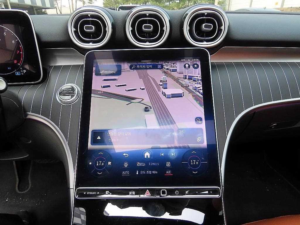 벤츠 C 클래스 C클래스 W206 C300 4MATIC 아방가르드 이미지 13