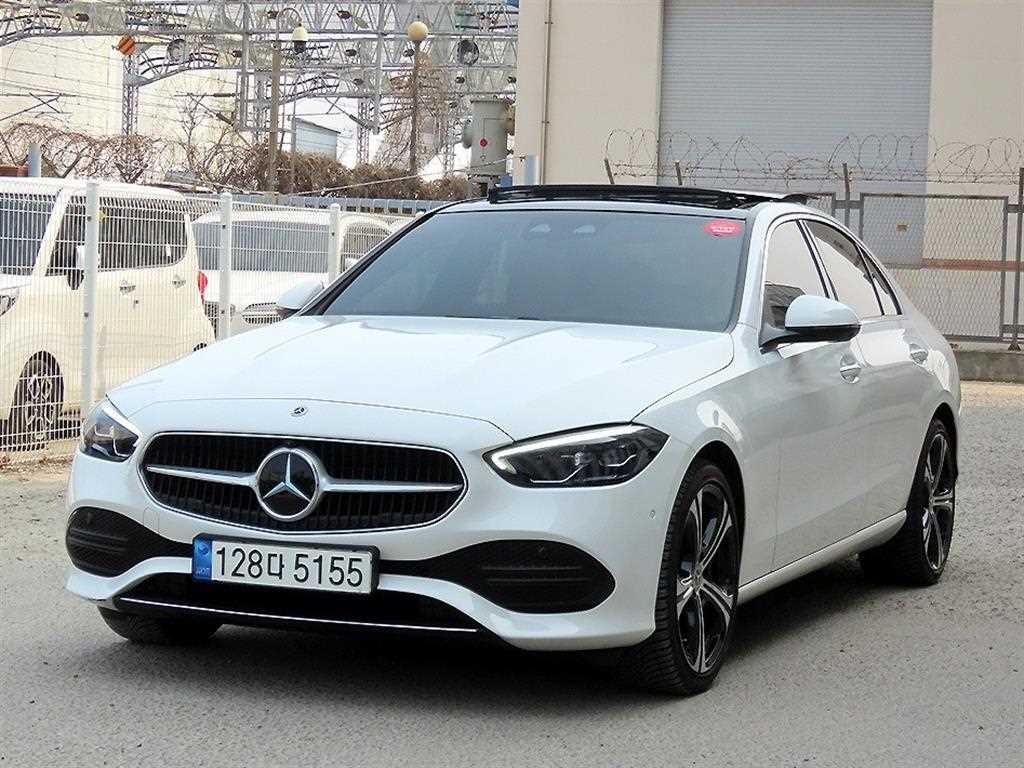 벤츠 C 클래스 C클래스 W206 C300 4MATIC 아방가르드 이미지 2