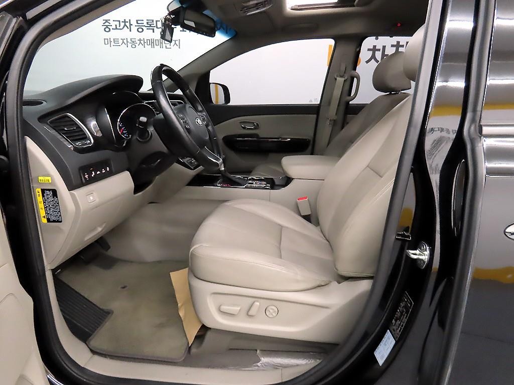 기아 카니발 더 뉴 카니발 디젤 9인승 노블레스 스페셜 이미지 5