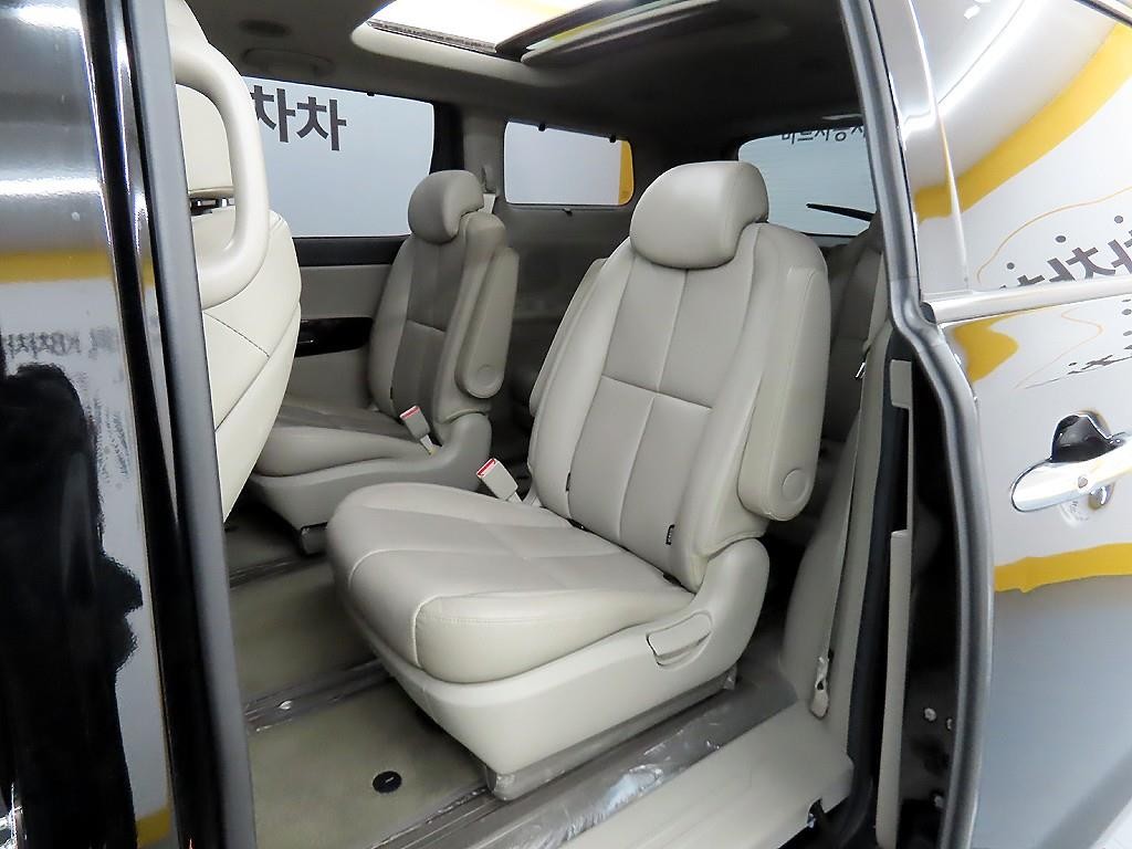 기아 카니발 더 뉴 카니발 디젤 9인승 노블레스 스페셜 이미지 6