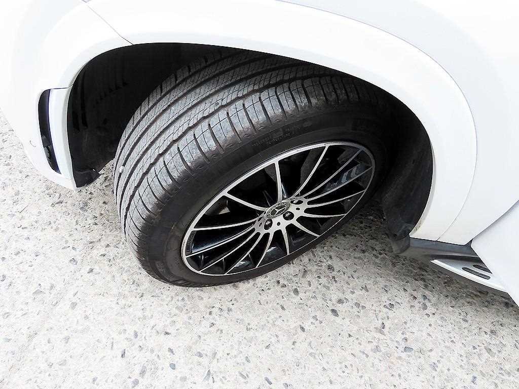 벤츠 GLE 클래스 GLE 클래스 W167 GLE 400d 4MATIC 쿠페 이미지 20