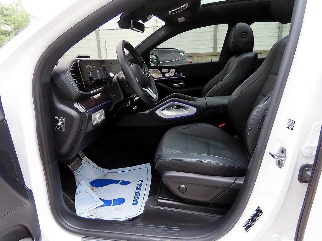벤츠 GLE 클래스 GLE 클래스 W167 GLE 400d 4MATIC 쿠페 이미지 5