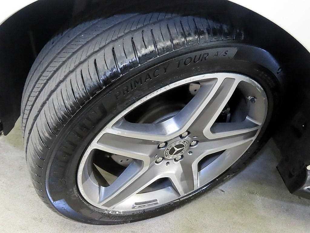 벤츠 GLE 클래스 GLE 클래스 W166 GLE 350 d 4MATIC 이미지 20