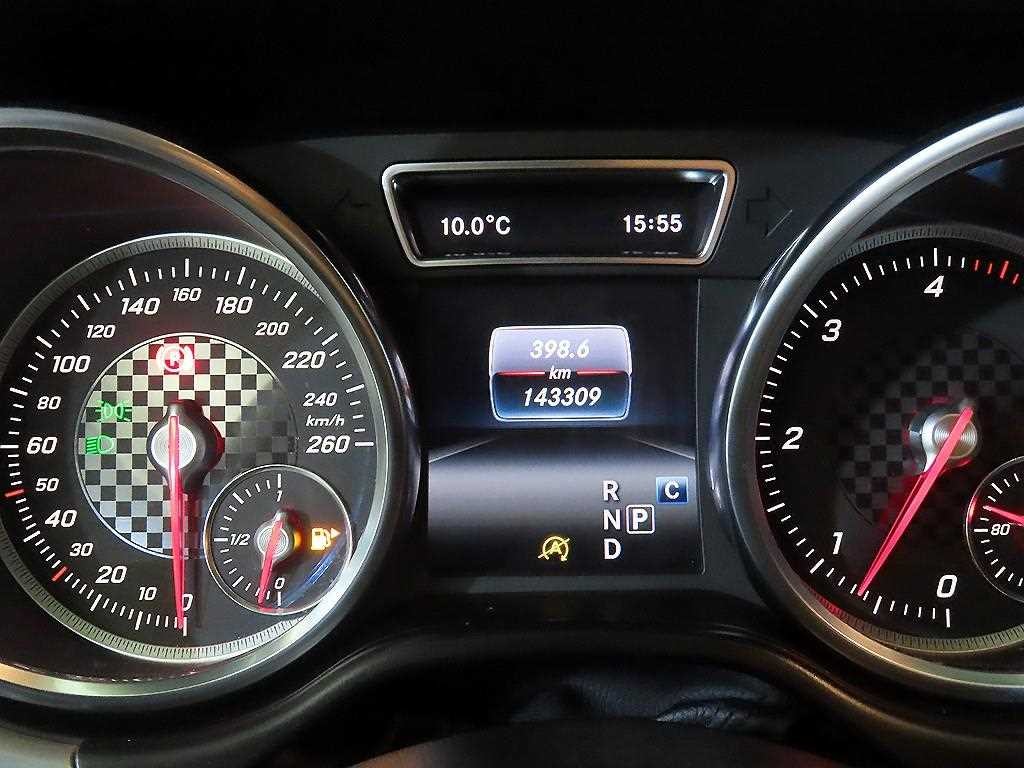 벤츠 GLE 클래스 GLE 클래스 W166 GLE 350 d 4MATIC 이미지 9