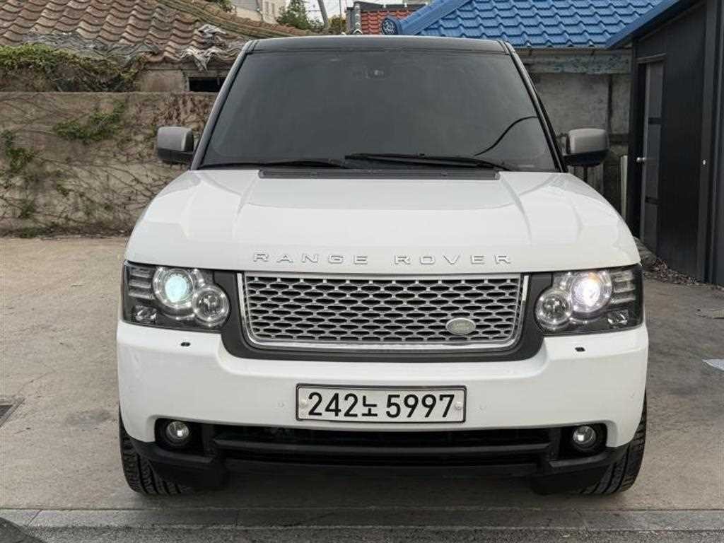 랜드로버 레인지로버 4.4 TDV8 VOGUE 이미지 3