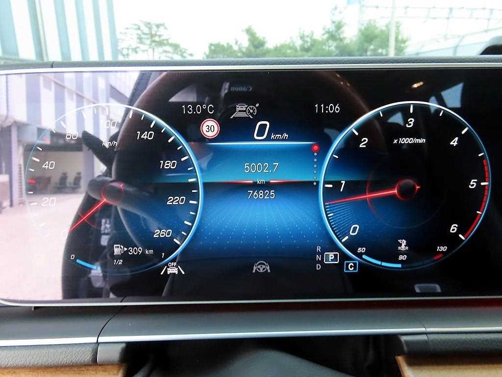벤츠 GLS 클래스 GLS클래스 X167 GLS 400d 4MATIC 이미지 9
