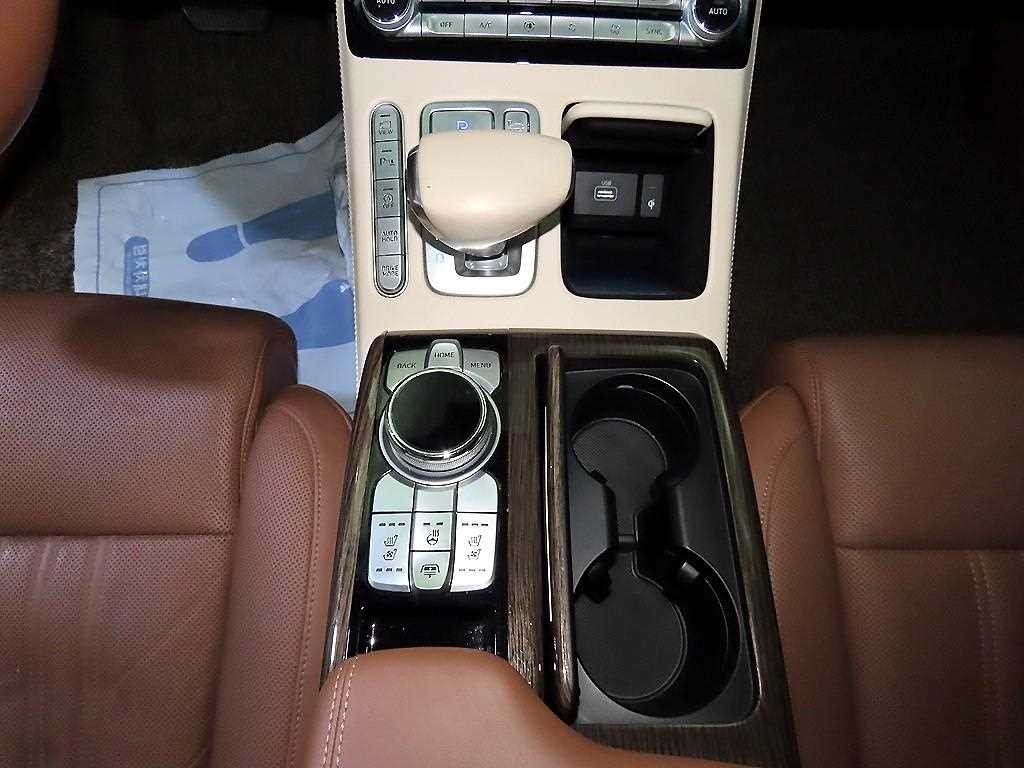 제네시스 G90 3.8 GDI AWD 럭셔리 이미지 12