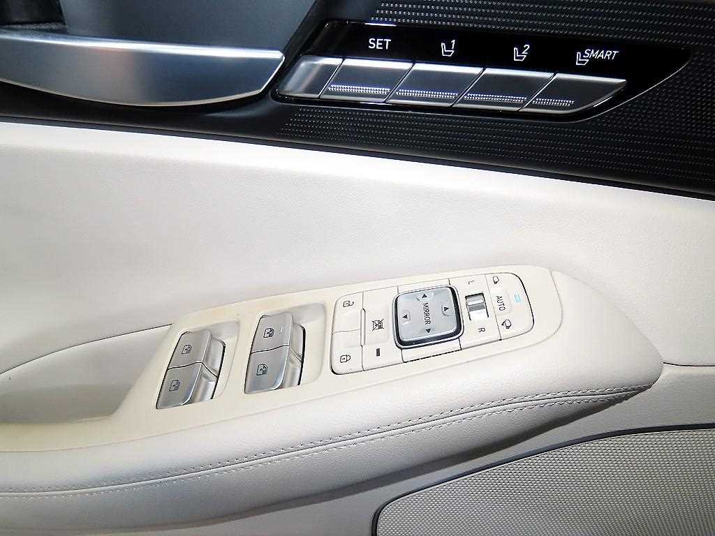 제네시스 G90 3.8 GDI AWD 럭셔리 이미지 13