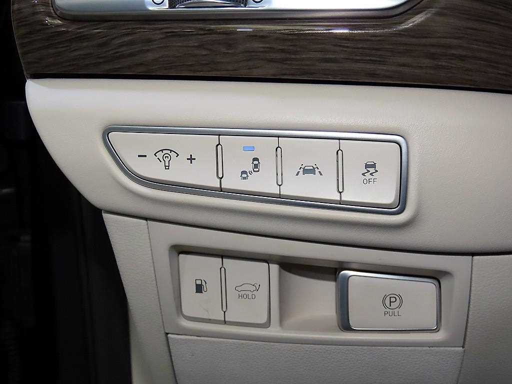 제네시스 G90 3.8 GDI AWD 럭셔리 이미지 14