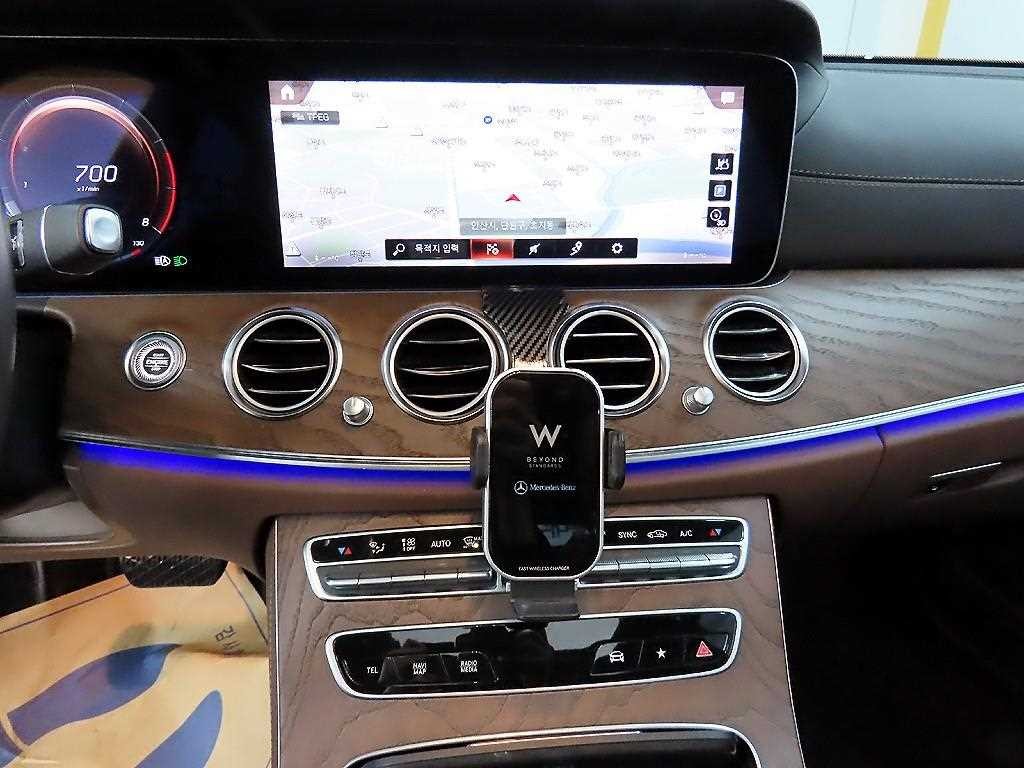 벤츠 E 클래스 E-클래스 W213 E250 아방가르드 이미지 14