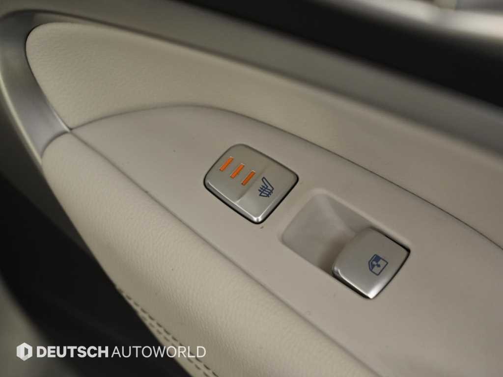 제네시스 G70 더 뉴 G70 슈팅브레이크 가솔린 2.5T 2WD 이미지 16