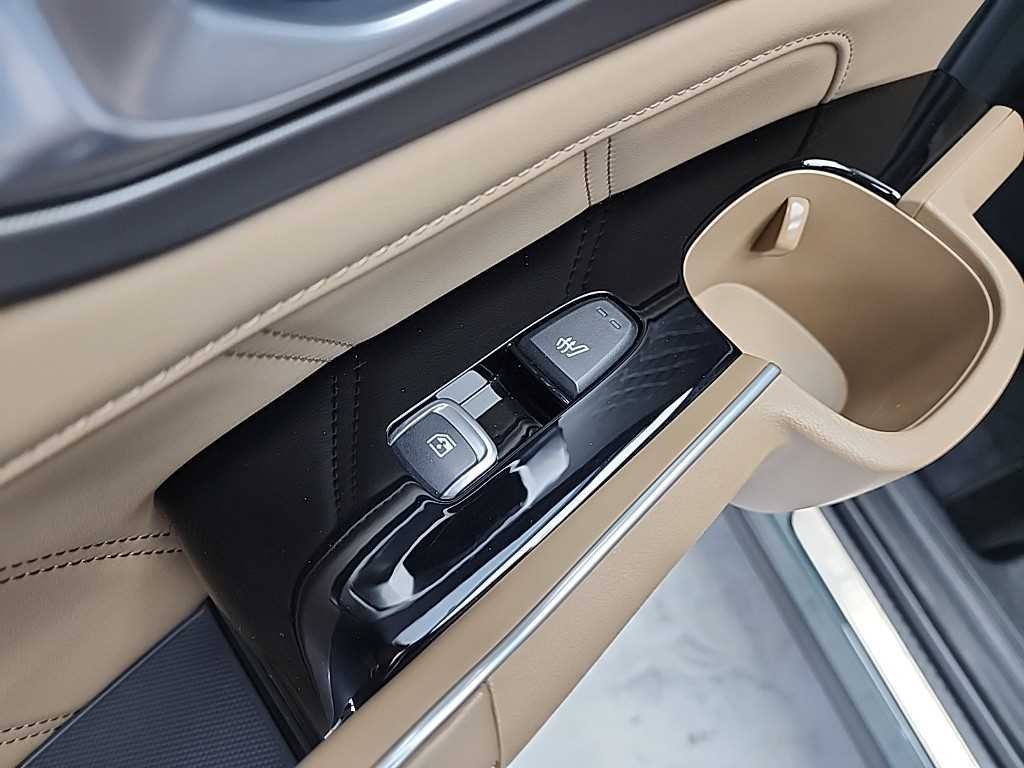 기아 쏘렌토 더 뉴 쏘렌토 4세대 디젤 2.2 2WD 시그니처 그래비티 이미지 14
