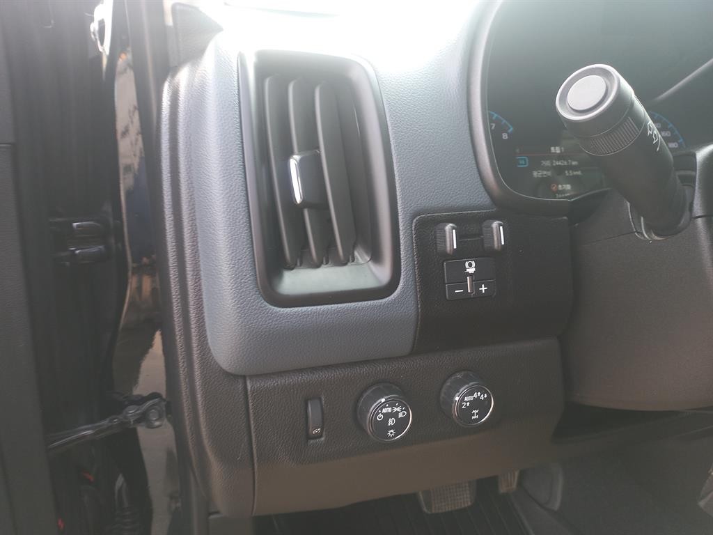 쉐보레 콜로라도 리얼 뉴 콜로라도 3.6 Z71-X 4WD 이미지 20