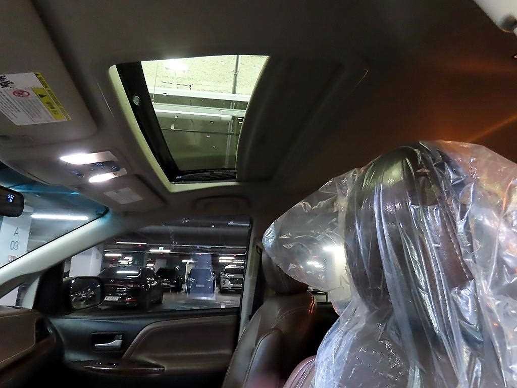 토요타 시에나 3.5 AWD 이미지 16