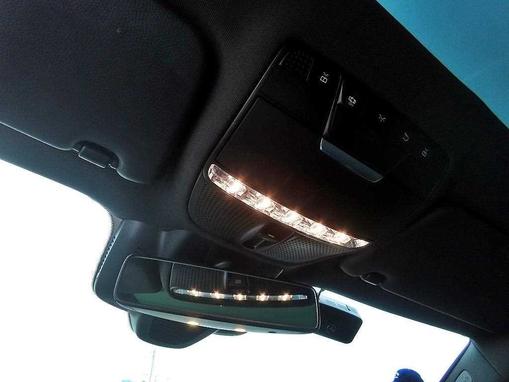 벤츠 E 클래스 E-클래스 W213 E220d 쿠페 이미지 16