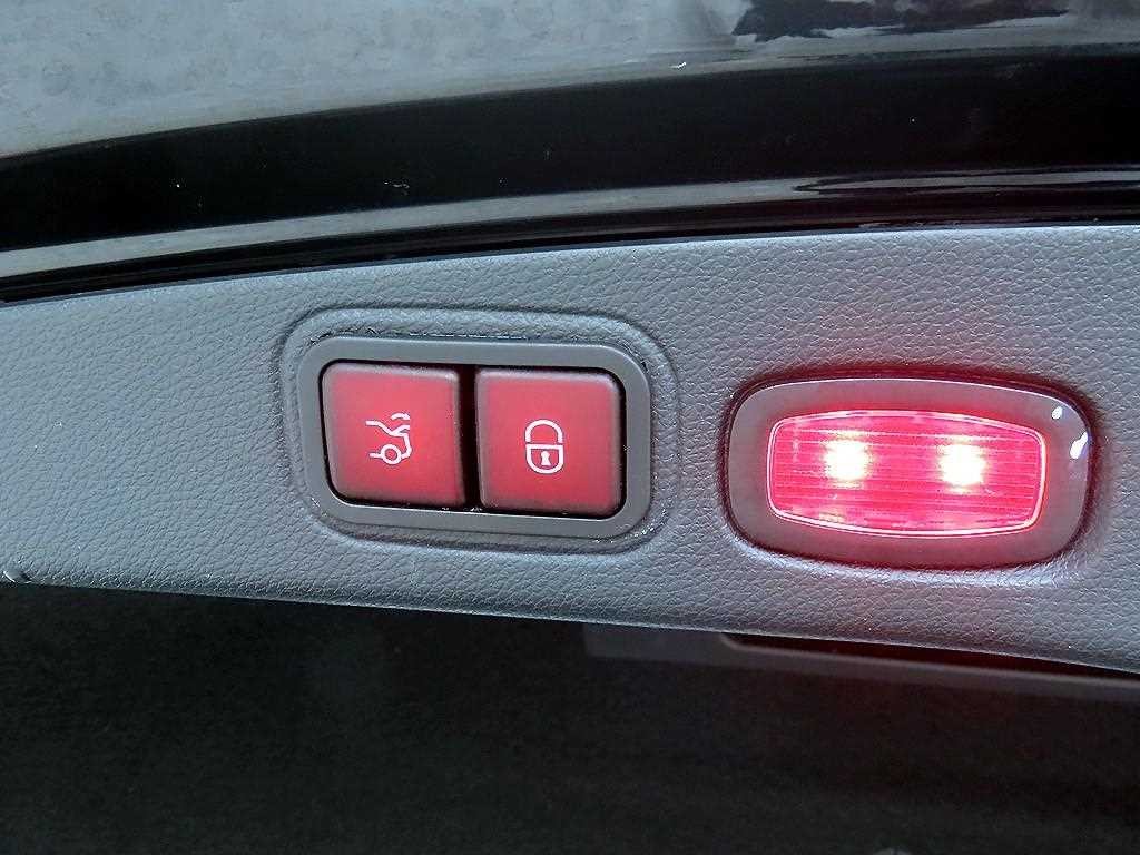 벤츠 E 클래스 E-클래스 W213 E220d 쿠페 이미지 17