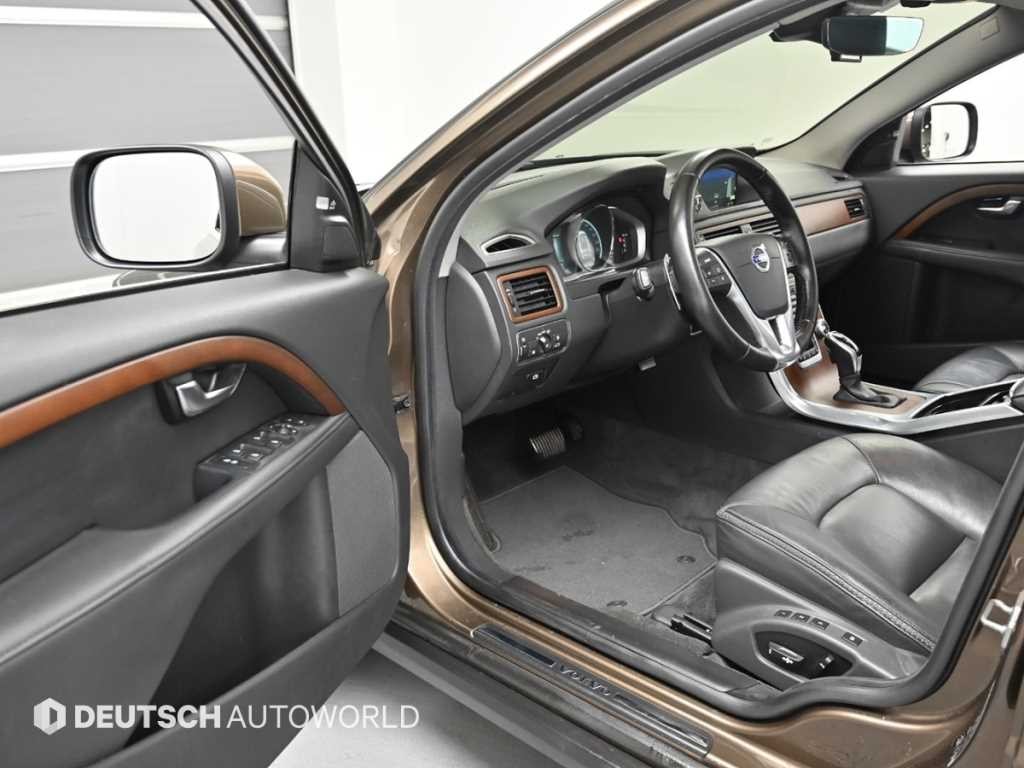 볼보 XC70 D4 이미지 11