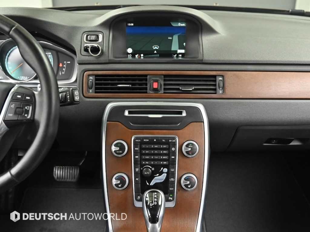 볼보 XC70 D4 이미지 14
