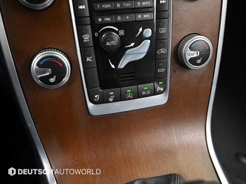 볼보 XC70 D4 이미지 17