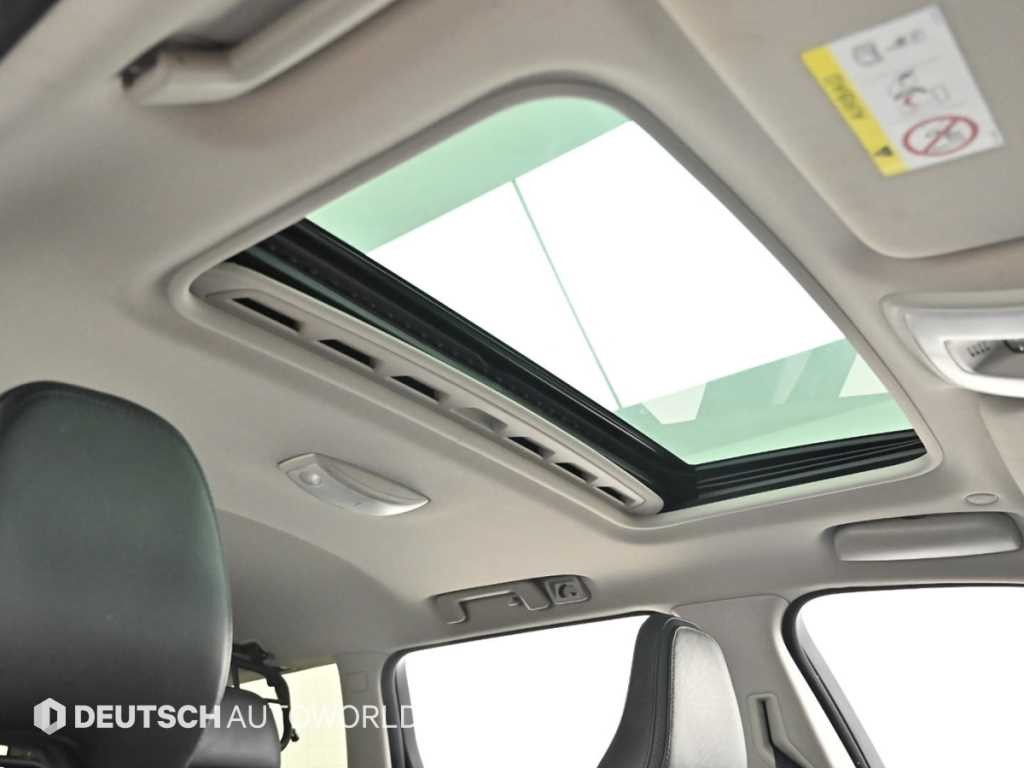 볼보 XC70 D4 이미지 18