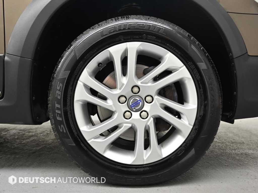 볼보 XC70 D4 이미지 5