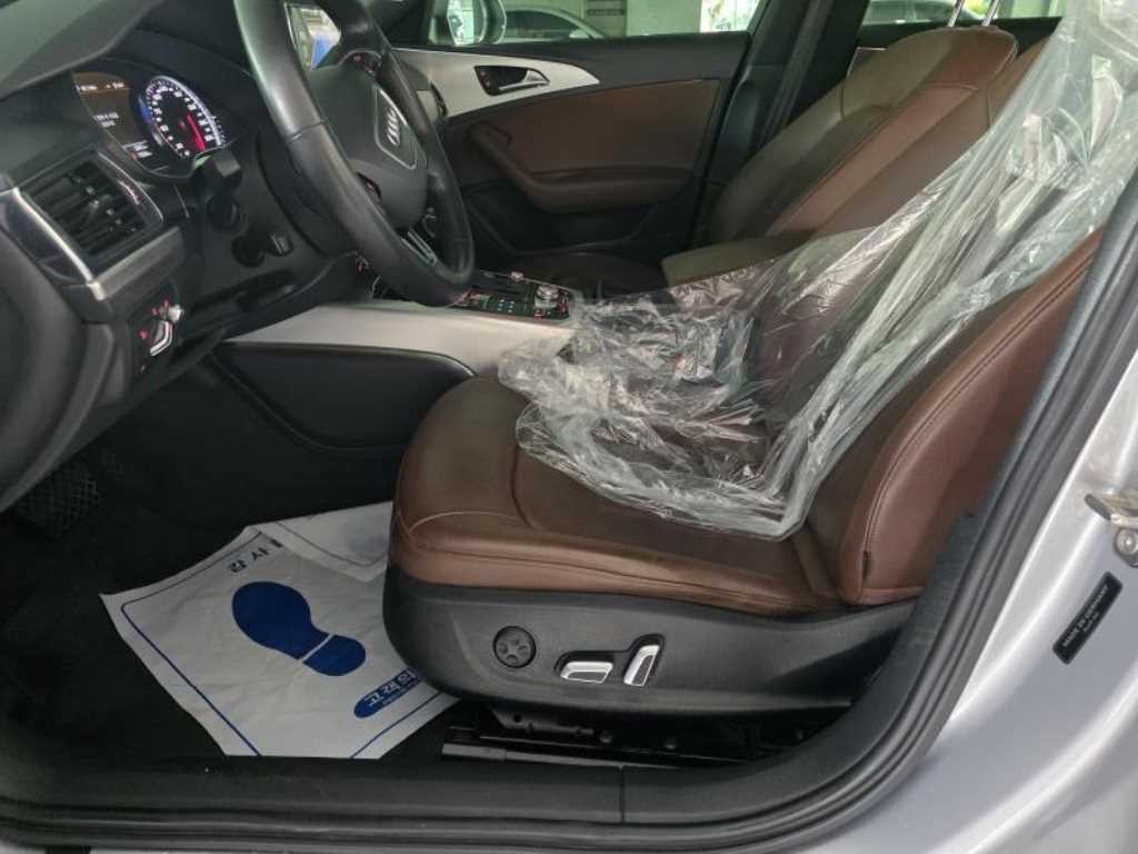 아우디 A6 뉴A6 35 TDI 프리미엄 이미지 14