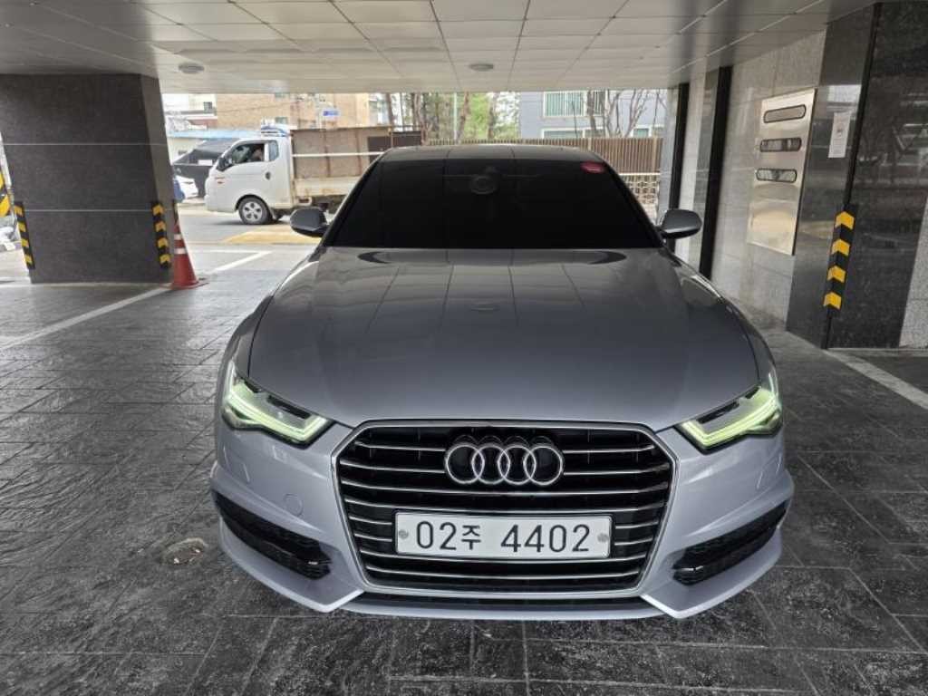 아우디 A6 뉴A6 35 TDI 프리미엄 이미지 2