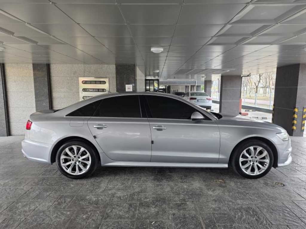 아우디 A6 뉴A6 35 TDI 프리미엄 이미지 3