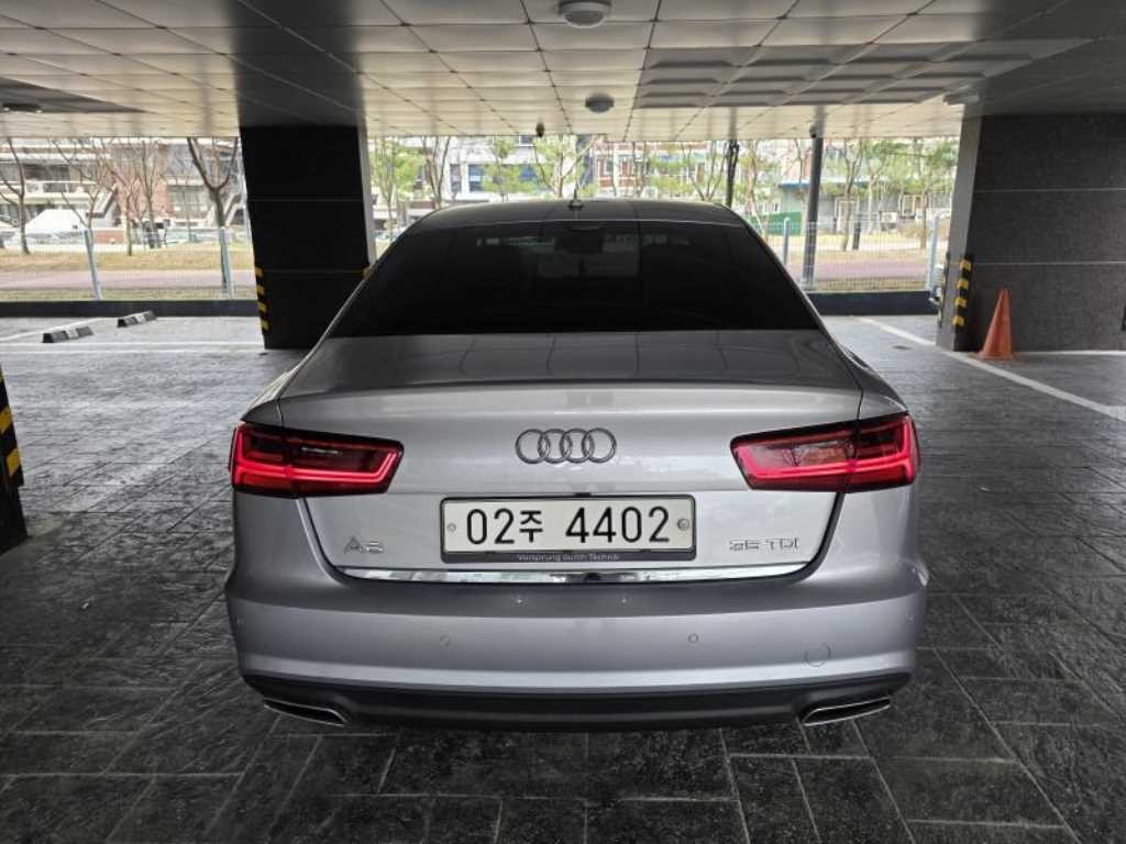 아우디 A6 뉴A6 35 TDI 프리미엄 이미지 5