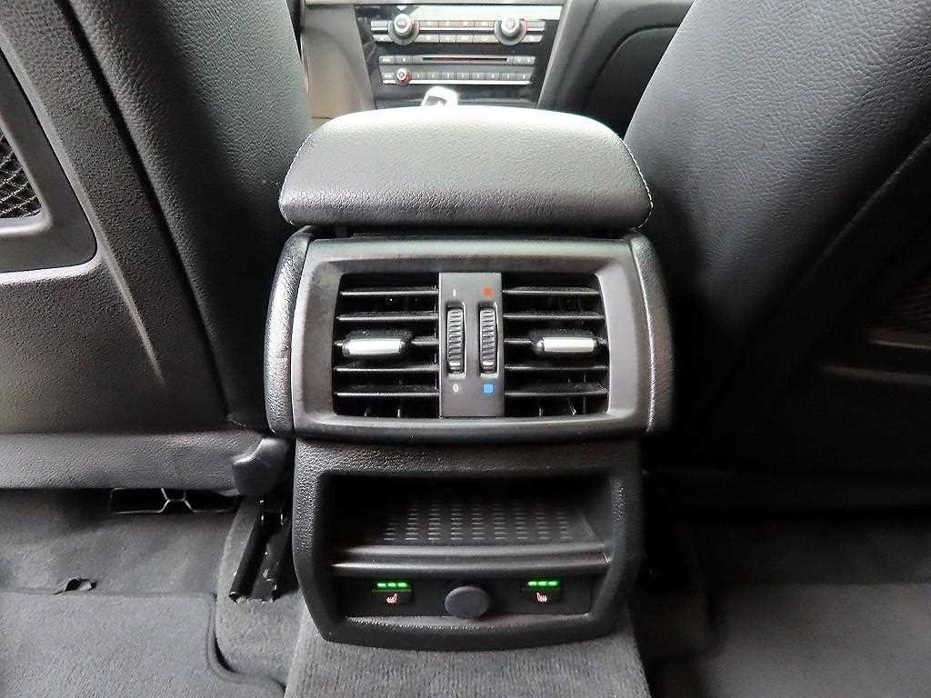 BMW X3 X3 (F25) xDrive 20d M 에어로다이나믹 이미지 16