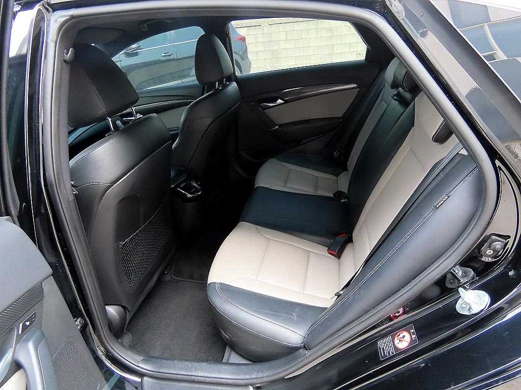 현대 i40 더뉴i40Saloon 2.0 GDi 디스펙 이미지 6