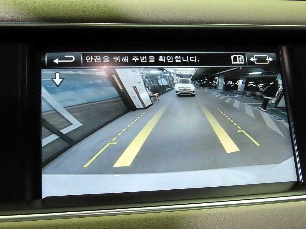 랜드로버 레인지로버 스포츠 레인지로버 스포츠 2세대 3.0 SDV6 HSE 다이나믹 이미지 13