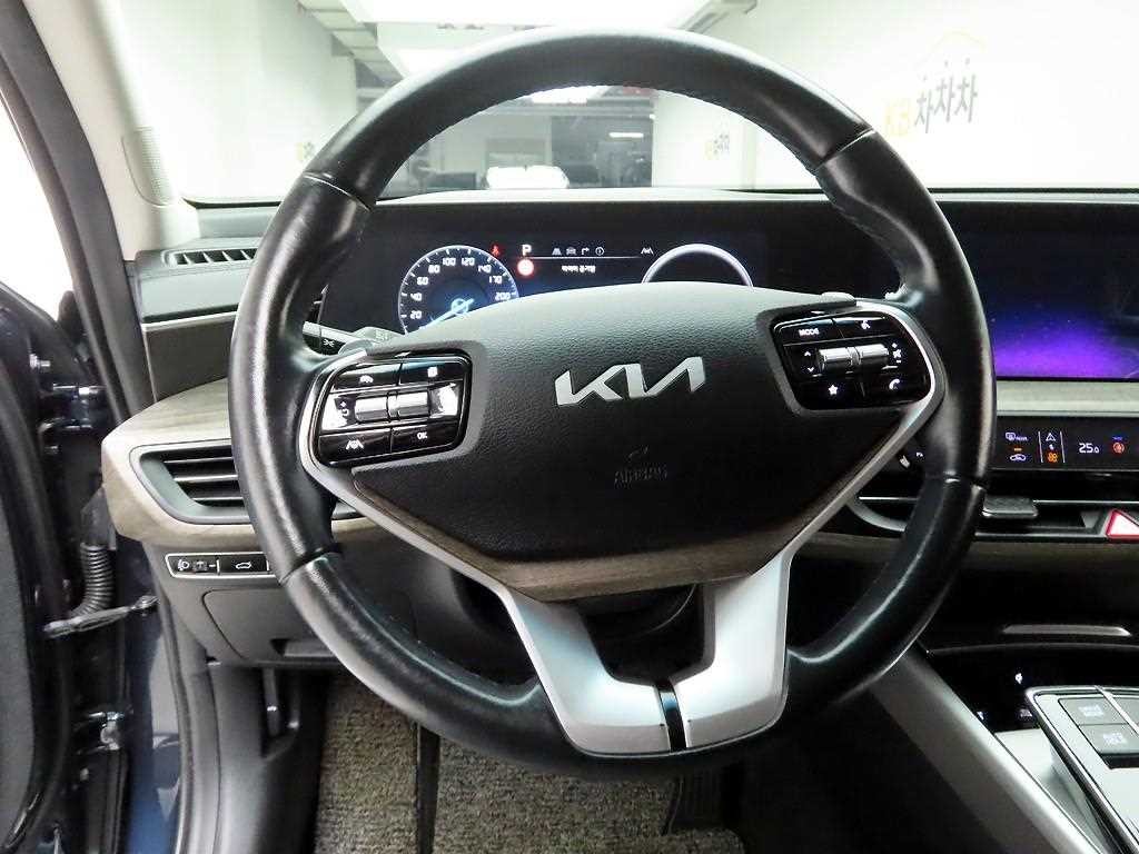 기아 K8 2.5 2WD 노블레스 이미지 8