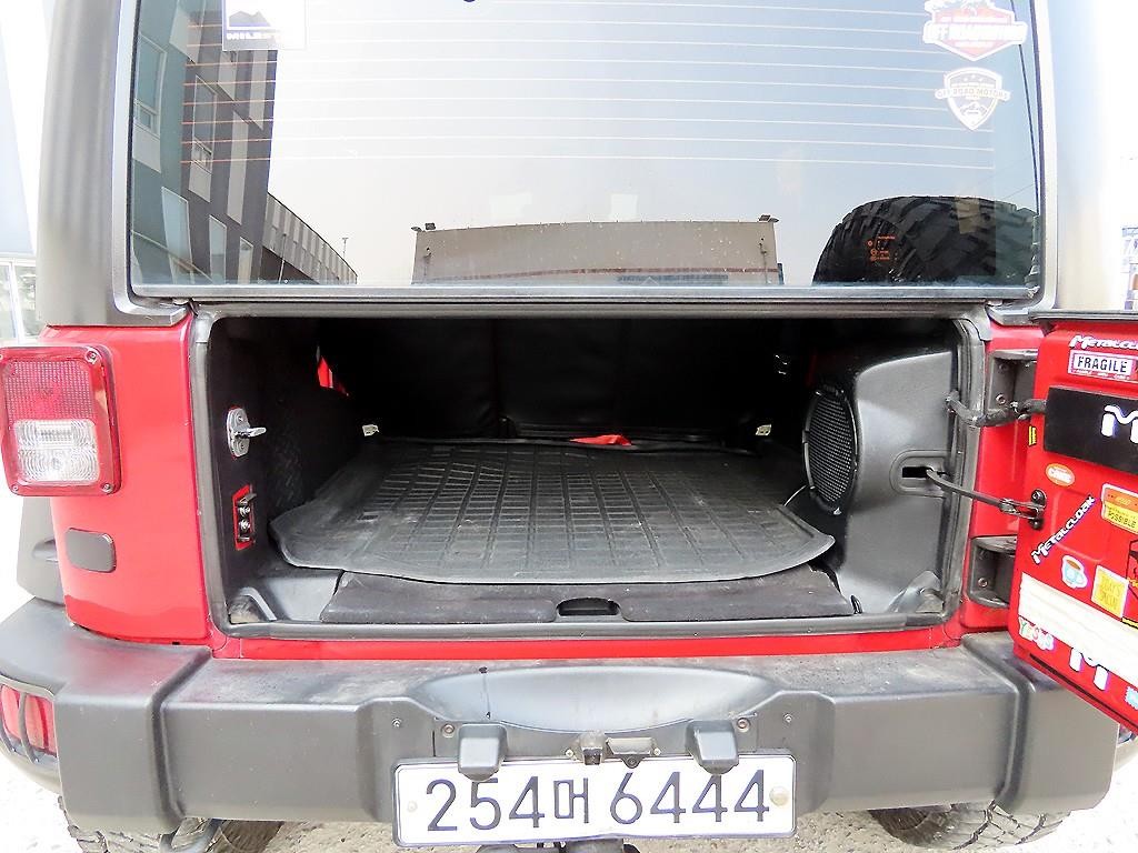 지프 랭글러 2.8 루비콘 4DR 이미지 16