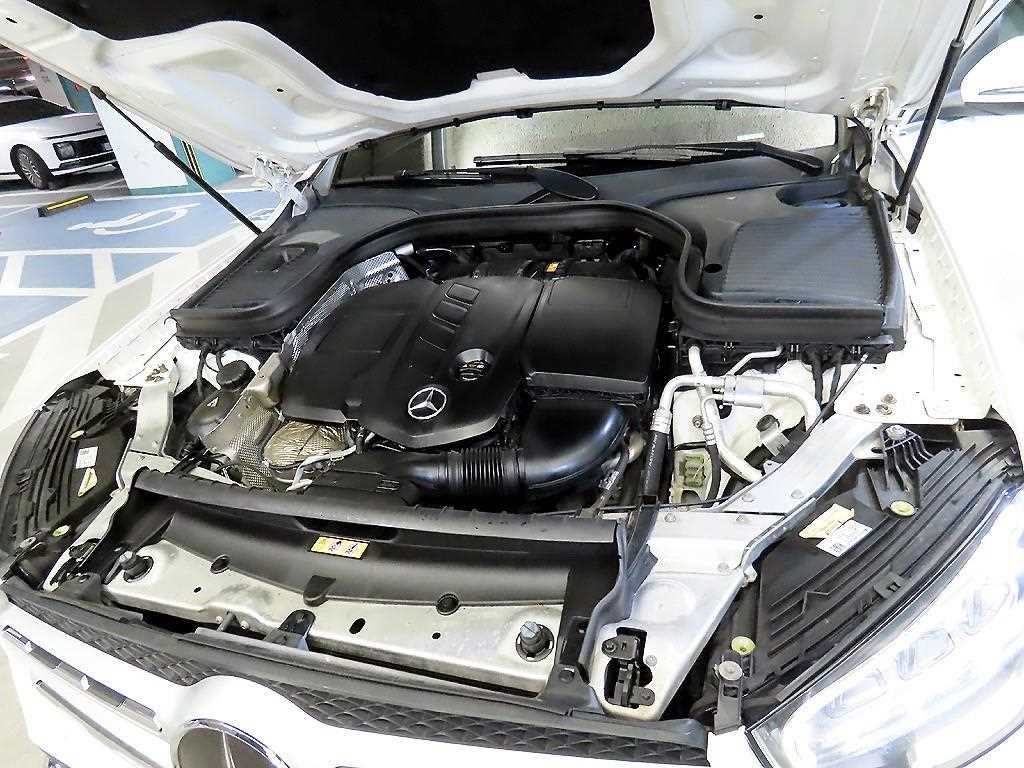 벤츠 GLC 클래스 GLC클래스 X253 GLC 220 d 4MATIC 이미지 19