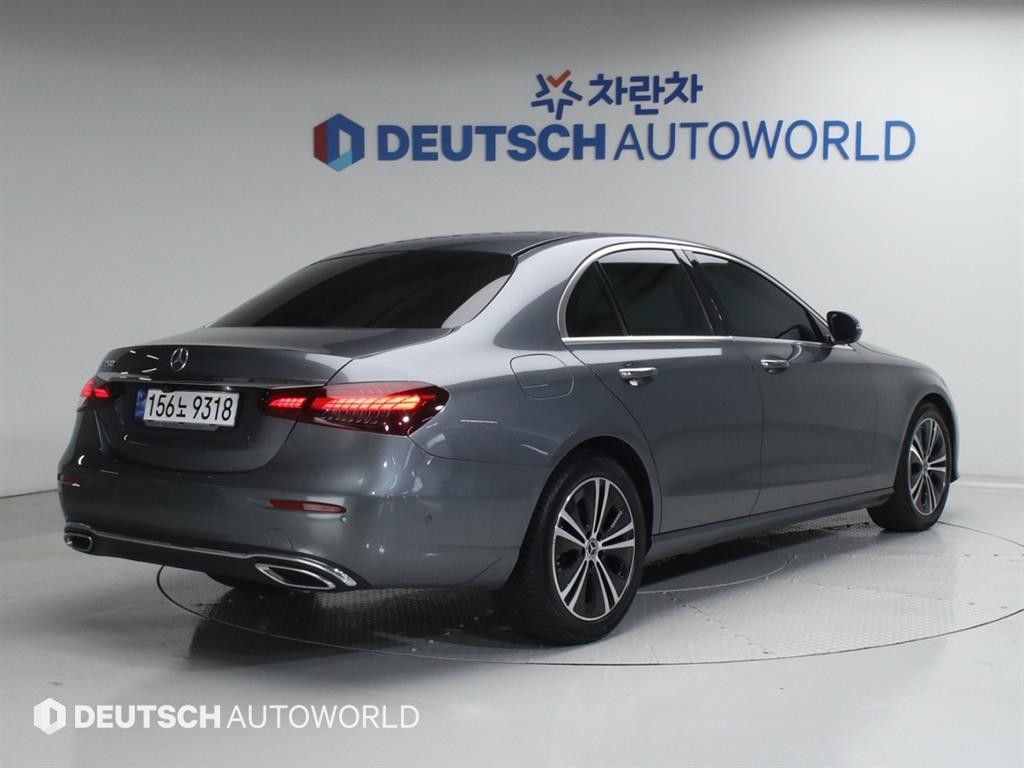 벤츠 E 클래스 E-클래스 W213 E250 아방가르드 이미지 2