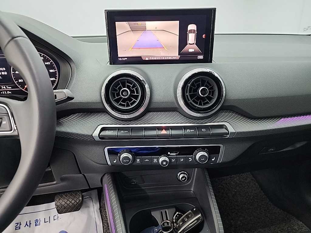 아우디 Q2 35 TDI 프리미엄 이미지 10