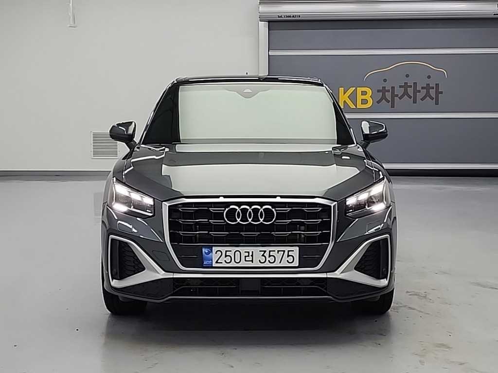 아우디 Q2 35 TDI 프리미엄 이미지 2