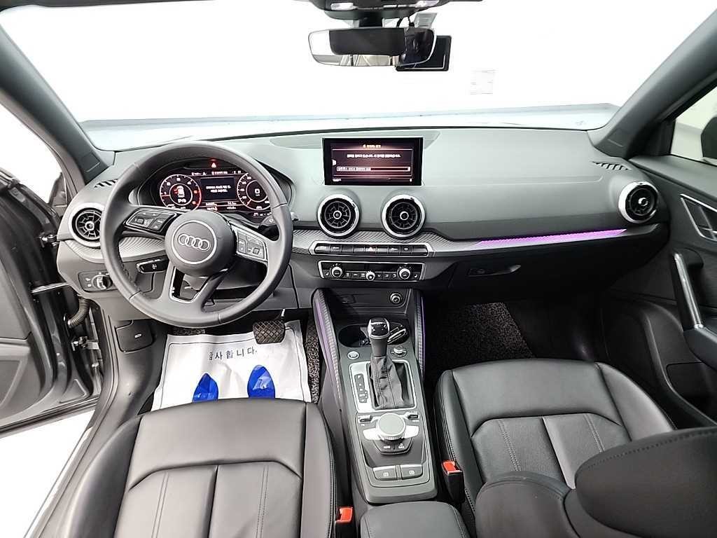 아우디 Q2 35 TDI 프리미엄 이미지 7