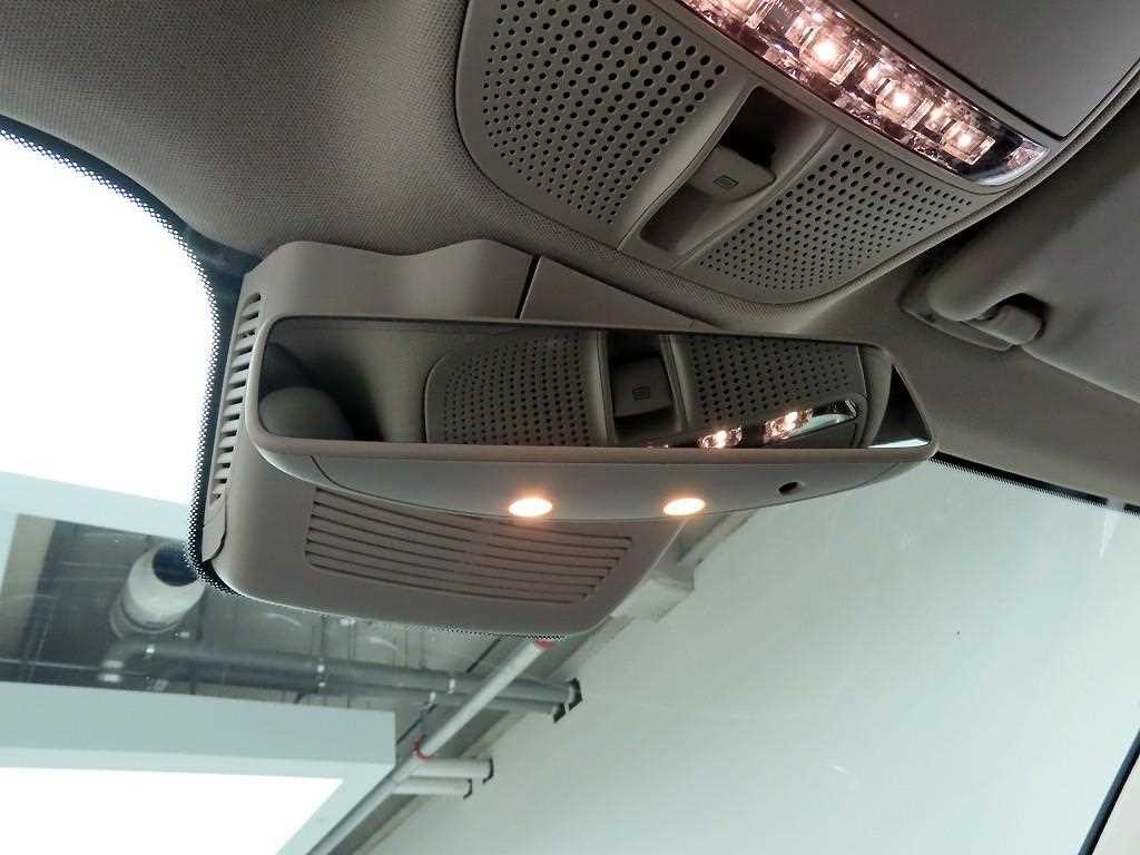 벤츠 E 클래스 E-클래스 W213 E300 아방가르드 이미지 15