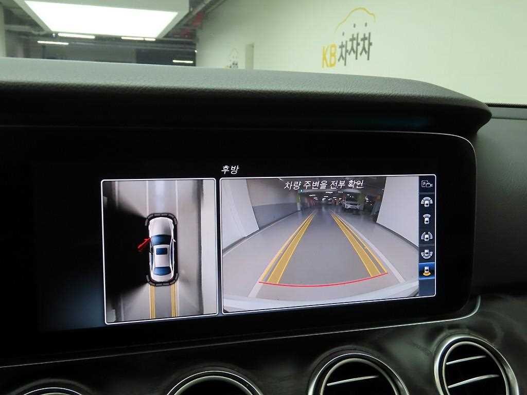 벤츠 E 클래스 E-클래스 W213 E300 아방가르드 이미지 16