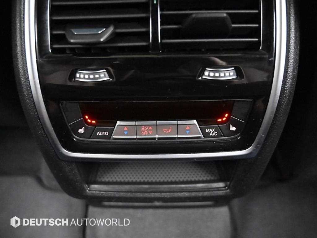BMW X6 X6 (G06) M50i 이미지 16