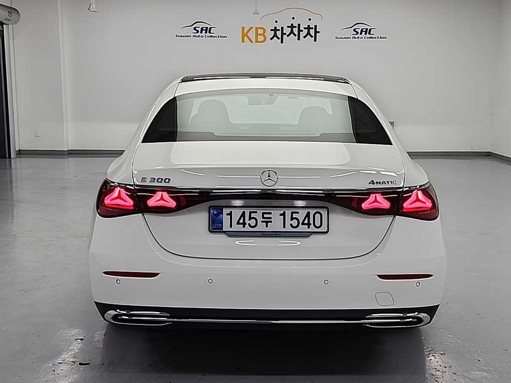 벤츠 E 클래스 E-클래스 W214 E300 4MATIC 익스클루시브 이미지 3