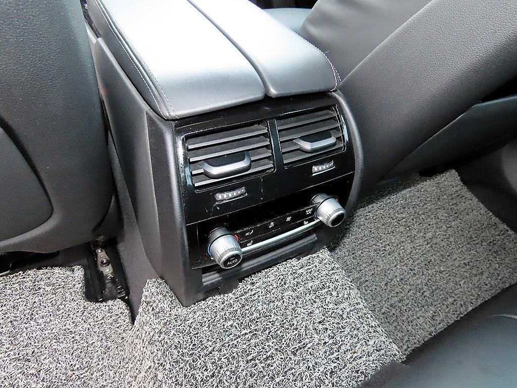 BMW 5시리즈 5시리즈 (G30) 523d xDrive 럭셔리 이미지 16